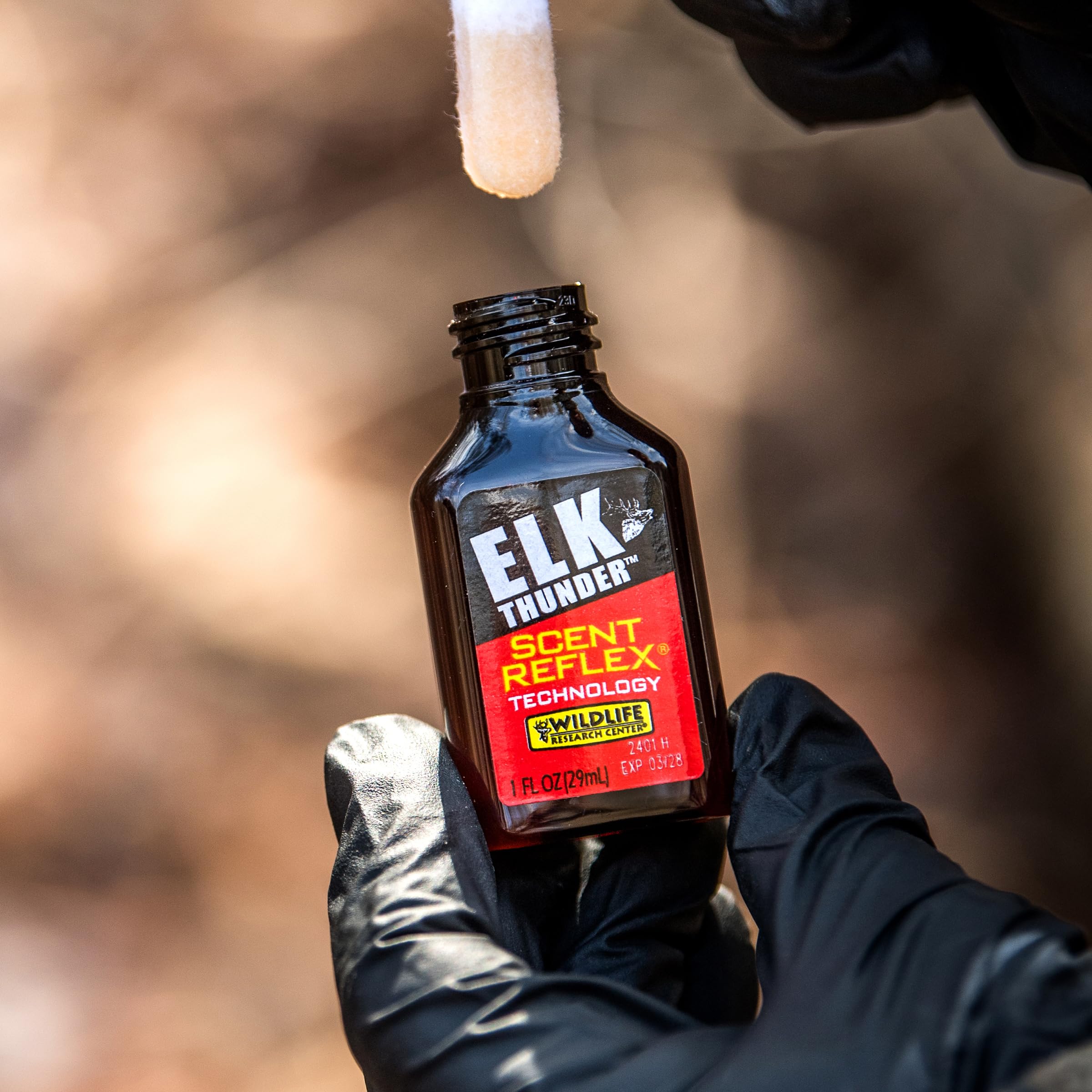 Wildlife Research Center Elk Thunder Scent synthetic rut scent bottle, easy to apply
