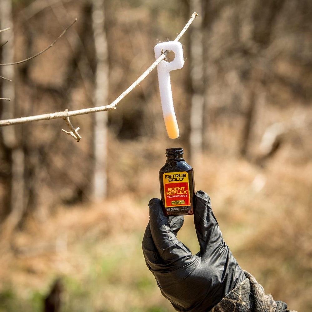 Wildlife Research Center Estrus Gold USA-origin product supports domestically produced hunting aids.