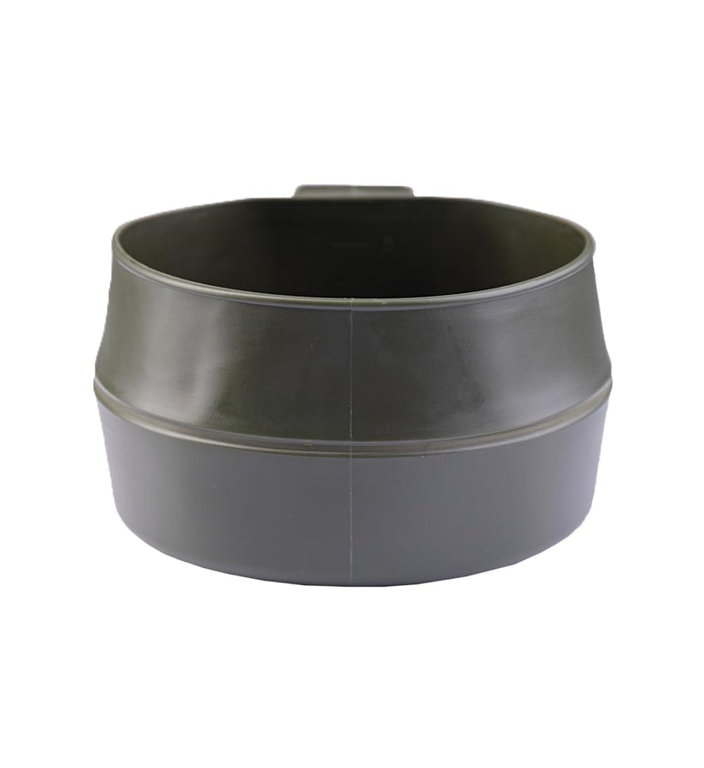 Wildo Mil-Tec Fold-a-Cop 600ml Olive mug open for coffee on trail