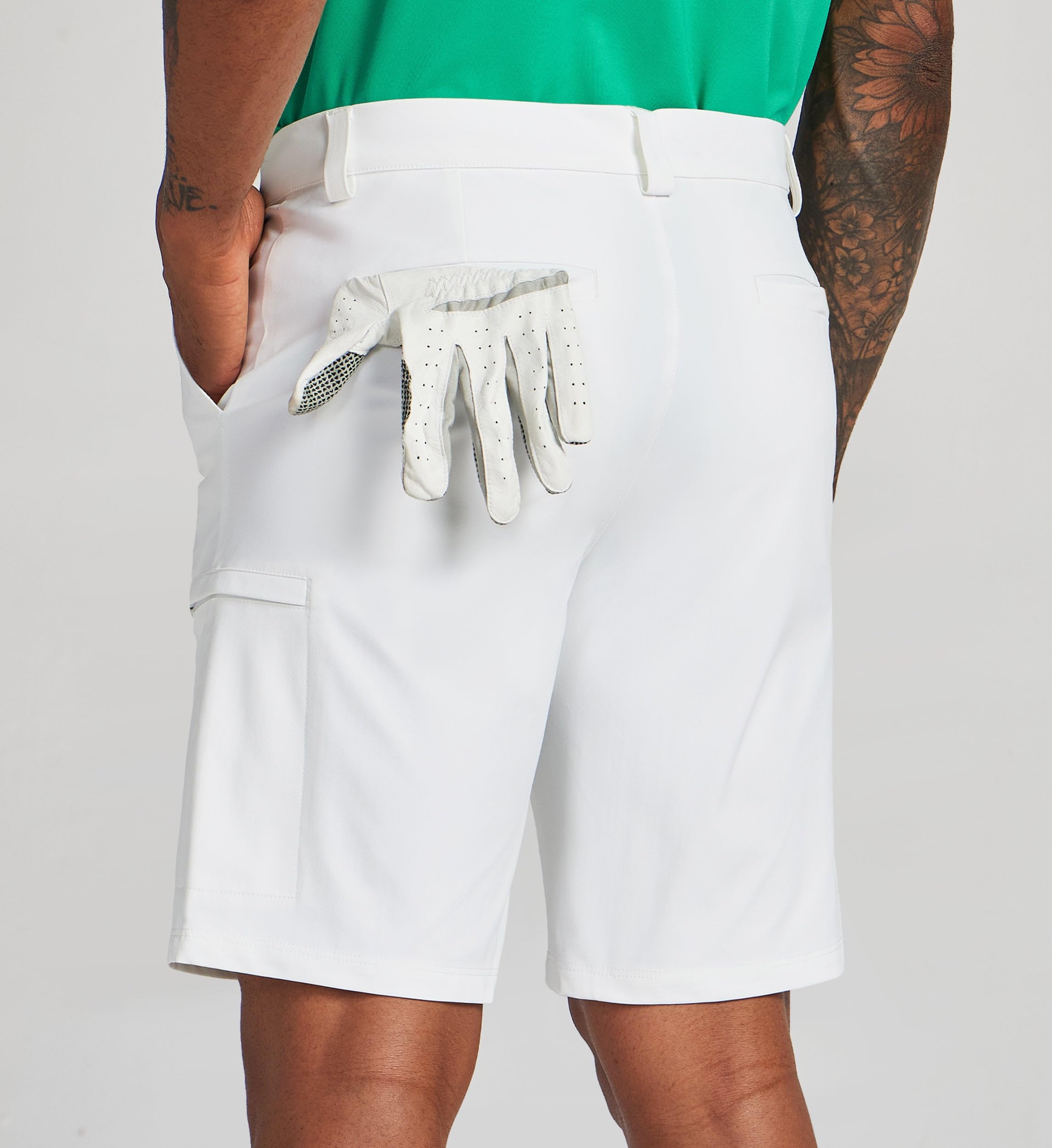 Willit shorts side pocket detail highlights convenient storage during play.
