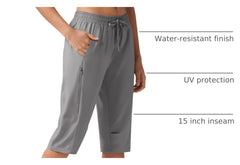 Willit right-zippered pocket keeps keys securely stored during activities.