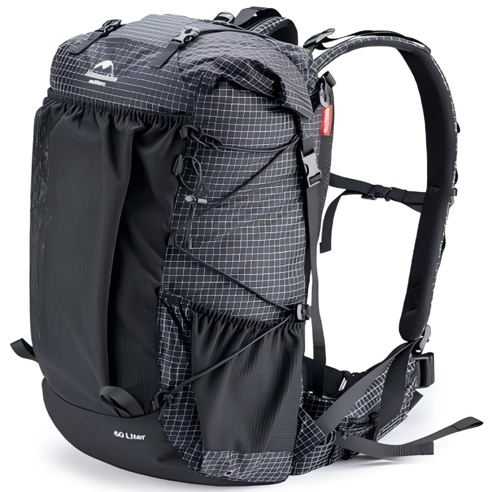 Windhike Naturehike Rock 40L side view for compact day-hike portability.
