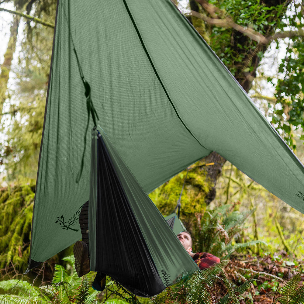 Wise Owl Outfitters ultralight 26 oz weight keeps pack light and versatile.