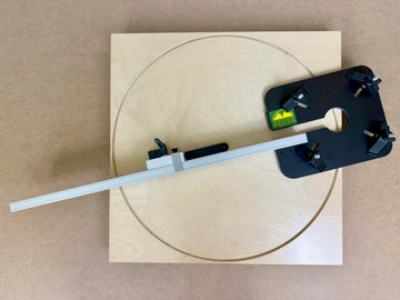 Woodhaven 3260 circle jig router base compatibility demonstrates broad router fit.