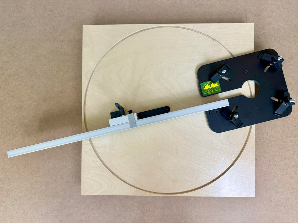 Woodhaven 3260 circle jig router base compatibility demonstrates broad router fit.