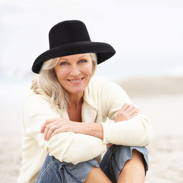 Breathable sun hat with wide brim for women and men