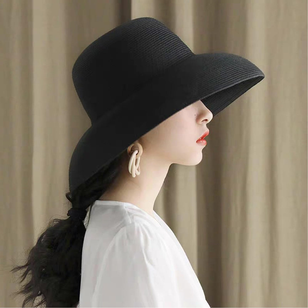 Wide brim offering UPF 50+ sun protection for the face