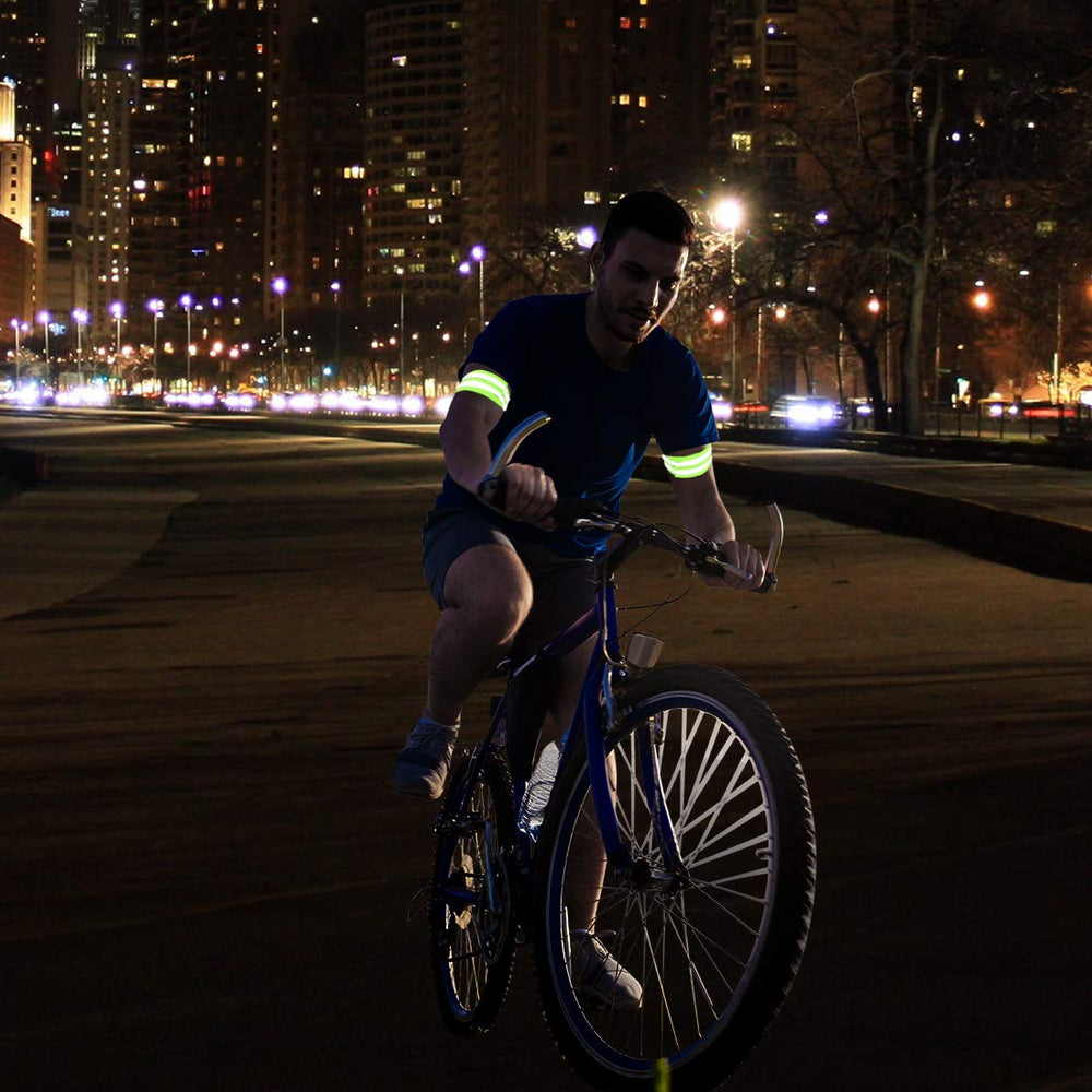 X AUTOHAUX green reflective arm bands pack-shot with eight pieces.