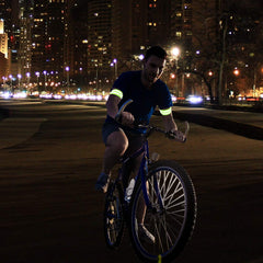 X AUTOHAUX green reflective arm bands pack-shot with eight pieces.
