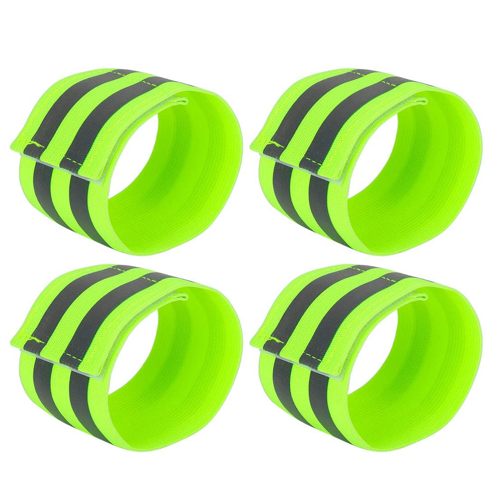 X AUTOHAUX reflective wristbands in green with 360° reflective strips for night safety.