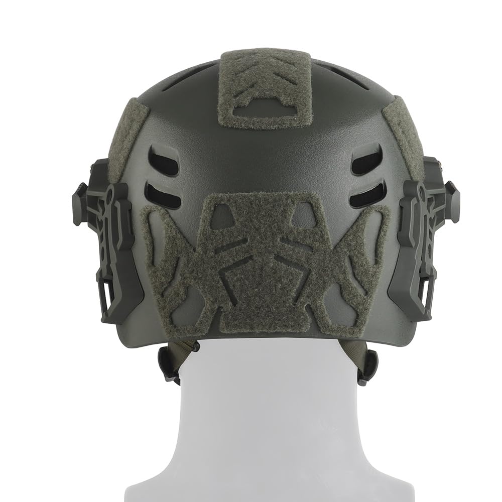 XENIVOU Wendy Tactical Helmet 3.0 in-use demonstrates comfortable protection during practice.