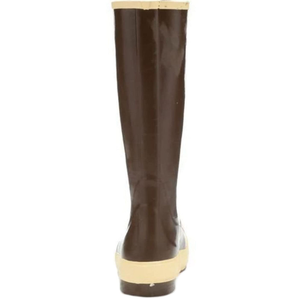 XTRATUF Legacy heel-counter-support keeps the foot secure in uneven terrain