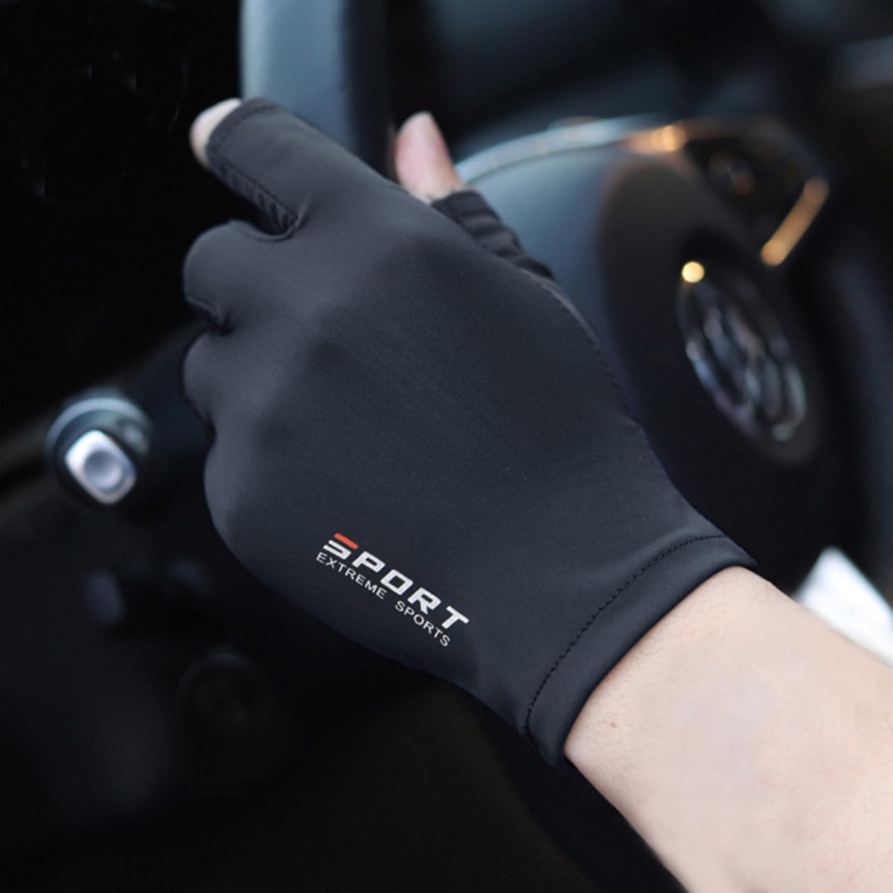XuoAz 2-cut-fingers design enables quick dexterity outdoors.