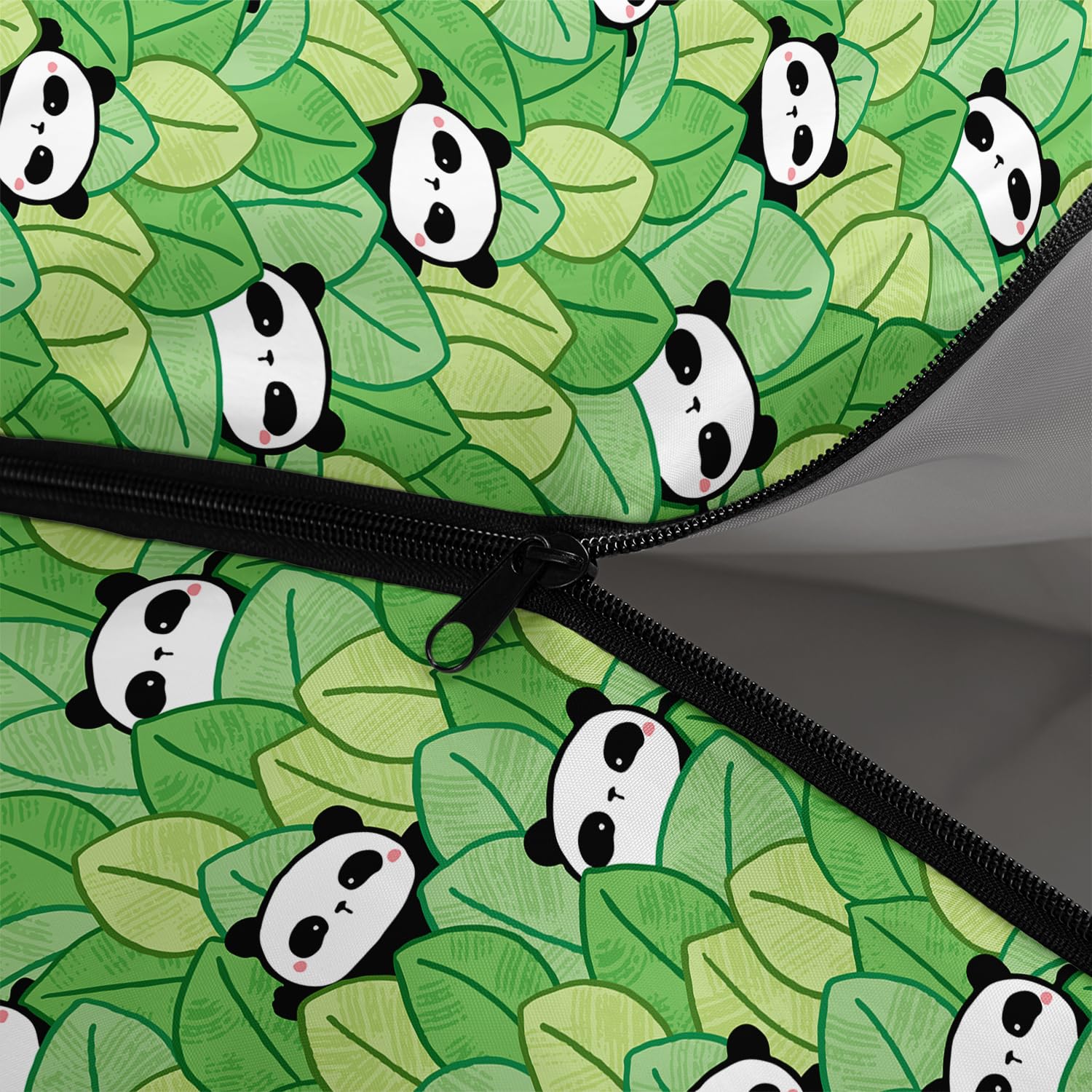 XYNHML Microfiber fill provides warmth and soft touch.