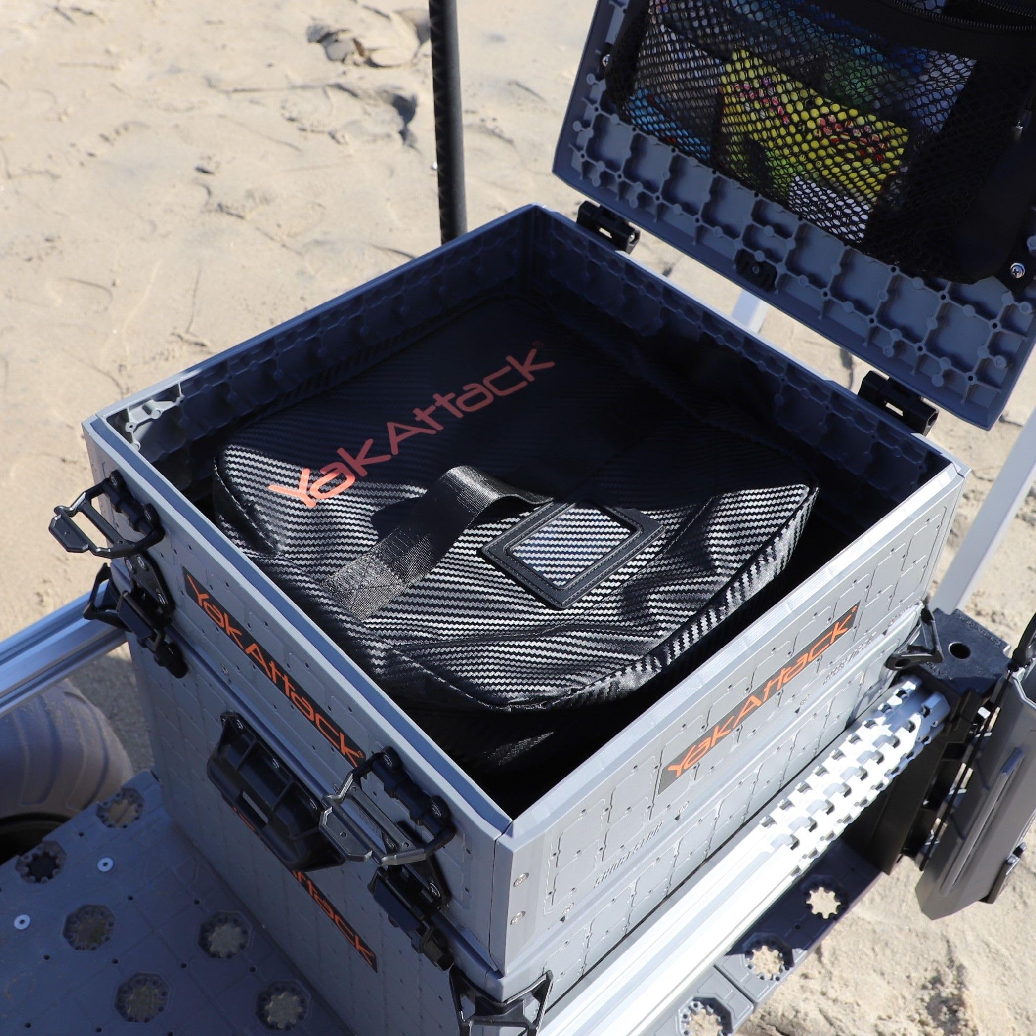 Storage of soft baits, plastics, and lures