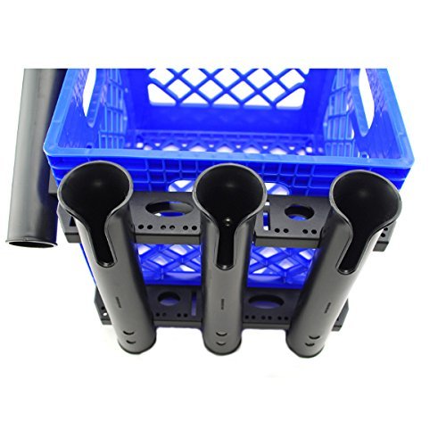 Exterior attachment on storage container boosts gear access during paddling.