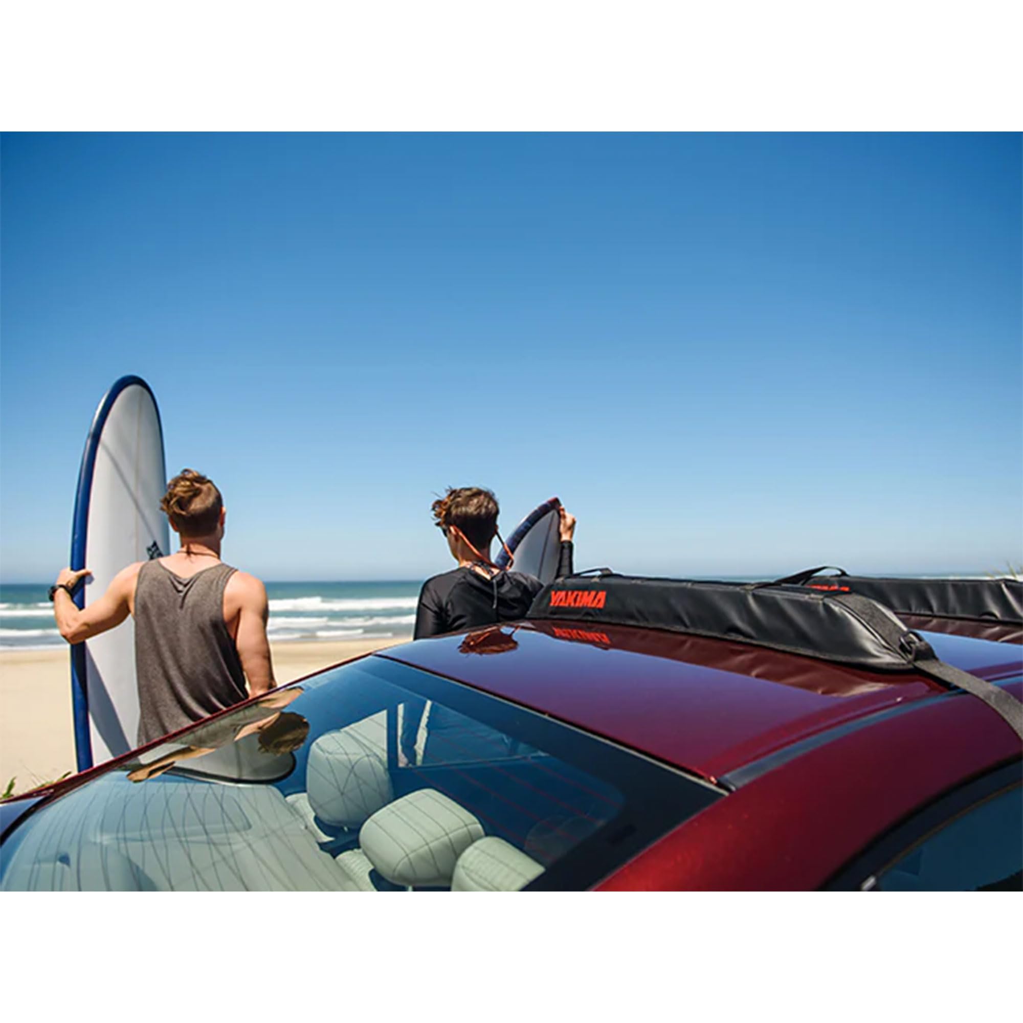 Yakima EasyTop weather-resistant design handles various conditions.