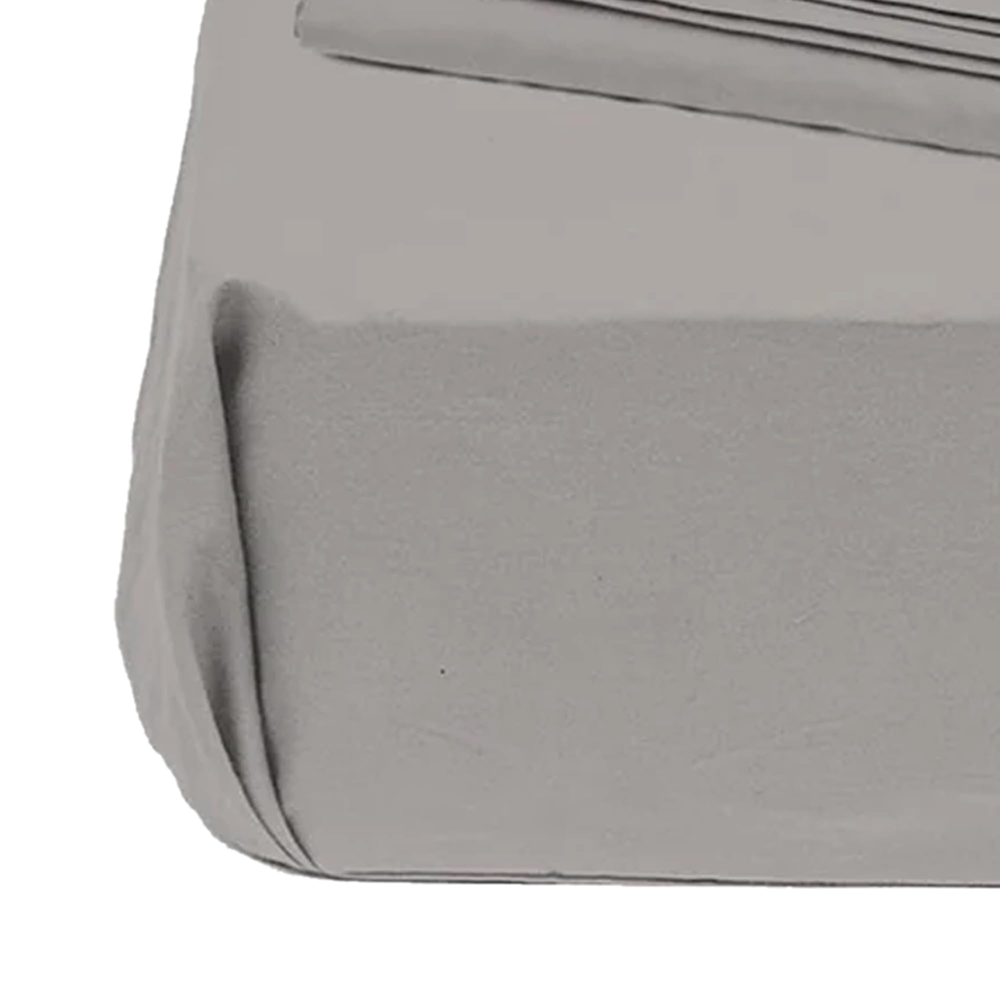 Yakima SkyRise sheet stored in compact gray bag for quick setup.