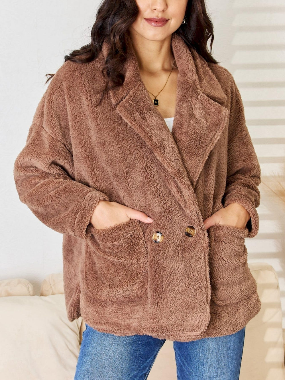 Yanhoo teddy bear coat close-up plush texture for luxurious warmth and tactile comfort.
