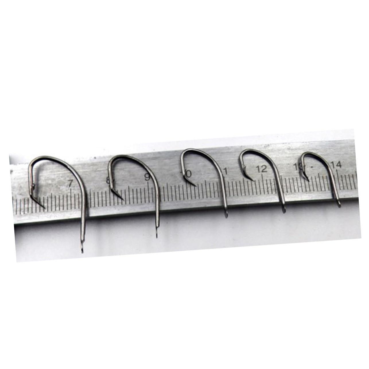 Yardwe carp and grass carp hooks reliable for freshwater fishing.