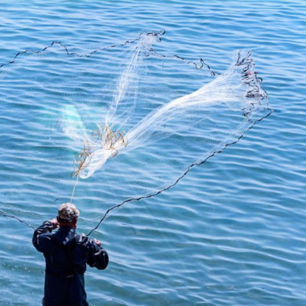Yeahmart cast net capturing bait in deeper water and currents