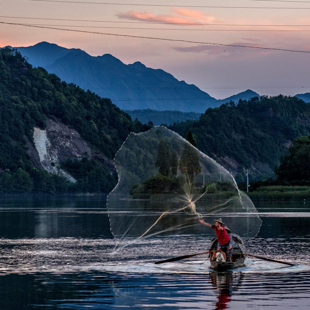 Yeahmart shrimp net attachment in use demonstrates versatile bait trapping.