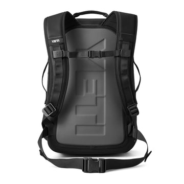 YETI Panga 28 bag sturdy shoulder strap enables comfortable carry.