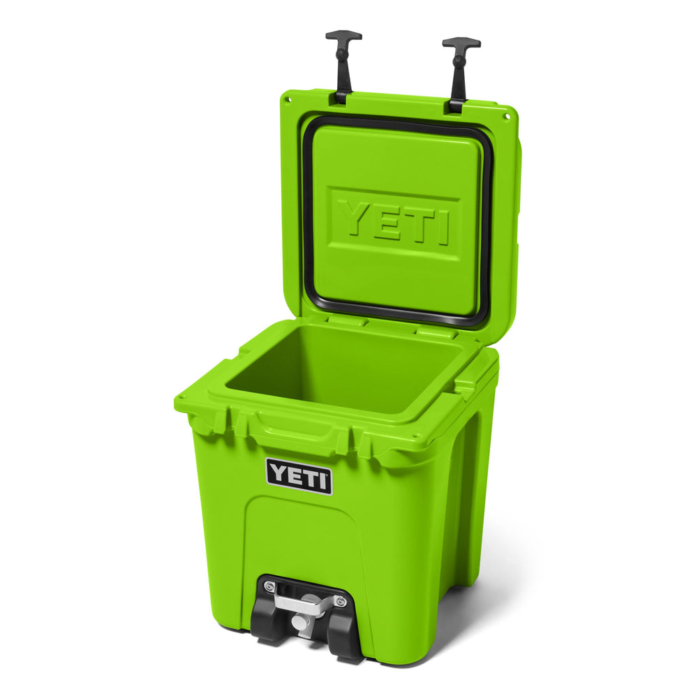 YETI Silo Venom Permafrost insulation keeping water cold