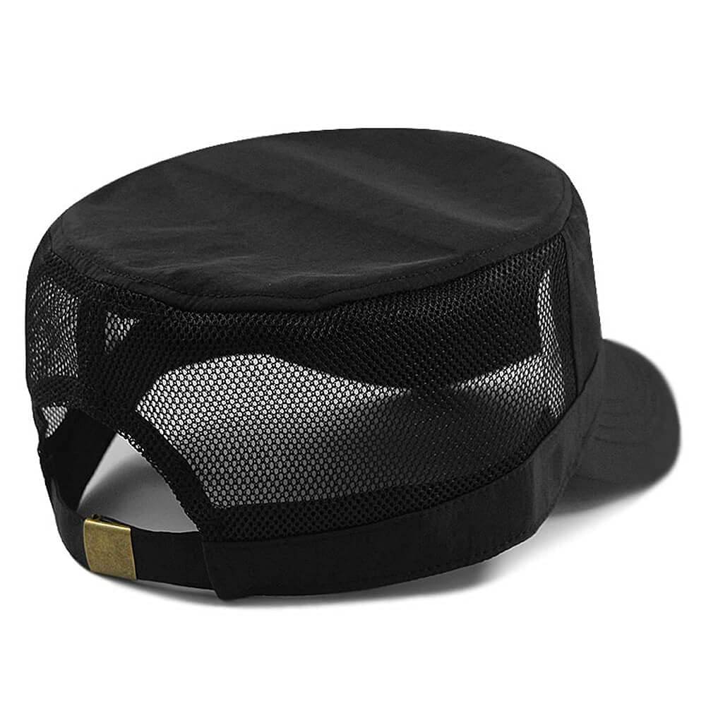 Yizhichu1990 XXL cap showing breathable mesh back for cool comfort outdoors.
