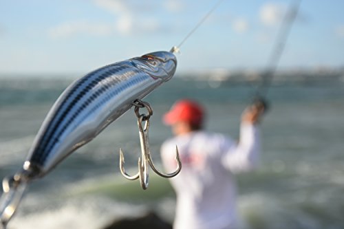 Yo-Zuri Mag Darter side view highlighting thru-wire durability for trophy catches
