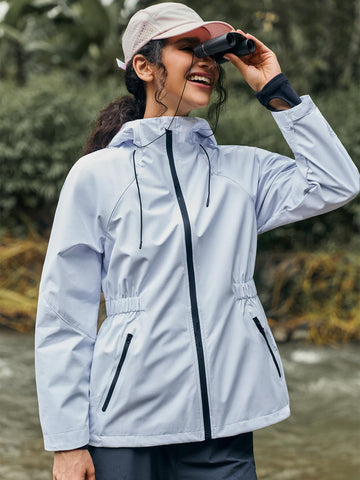 Yousify jacket with front zipper pockets secures essentials while exercising