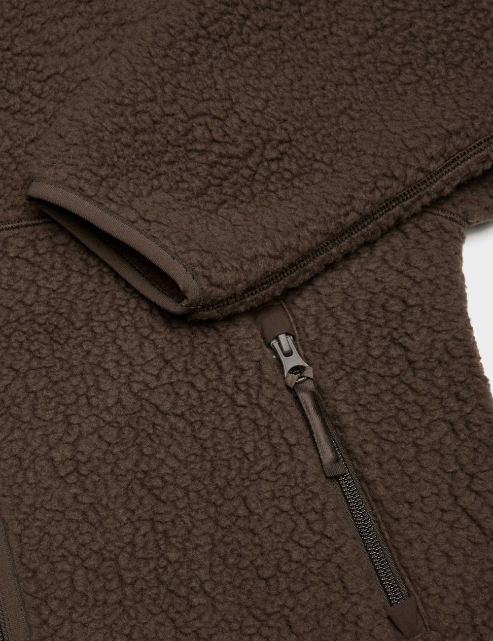 Yozazzy layering-ready fleece jacket pairs with hoodies and tees