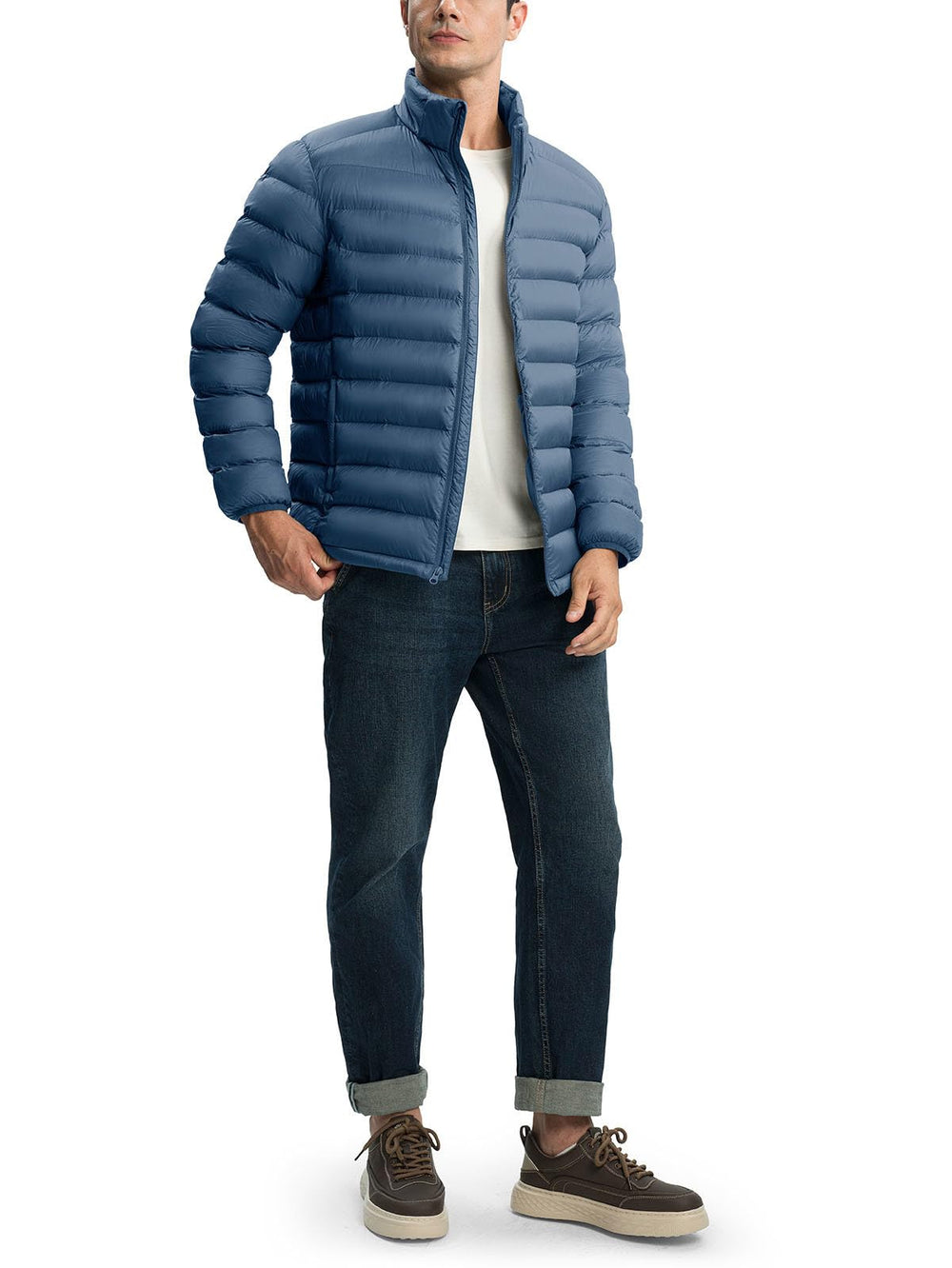 YSENTO detachable hood jacket adapts to changing weather and layering needs.