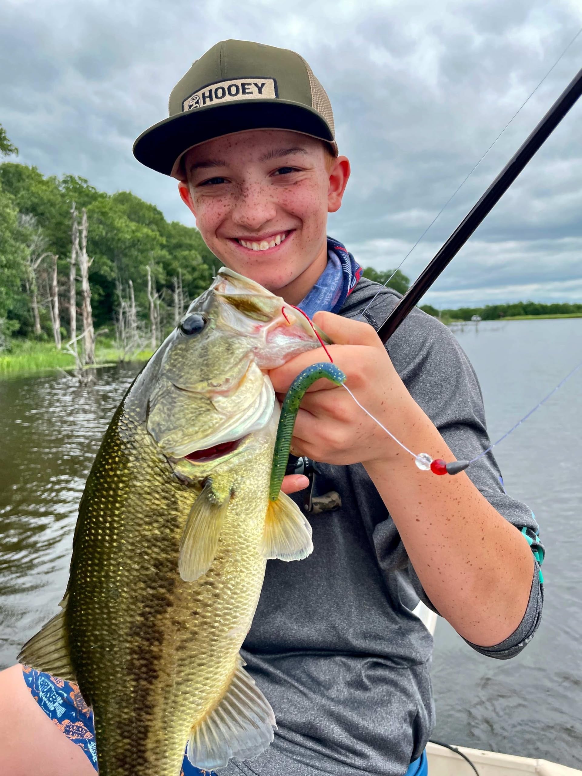 YUM Dinger hook slot design highlighting improved hookups