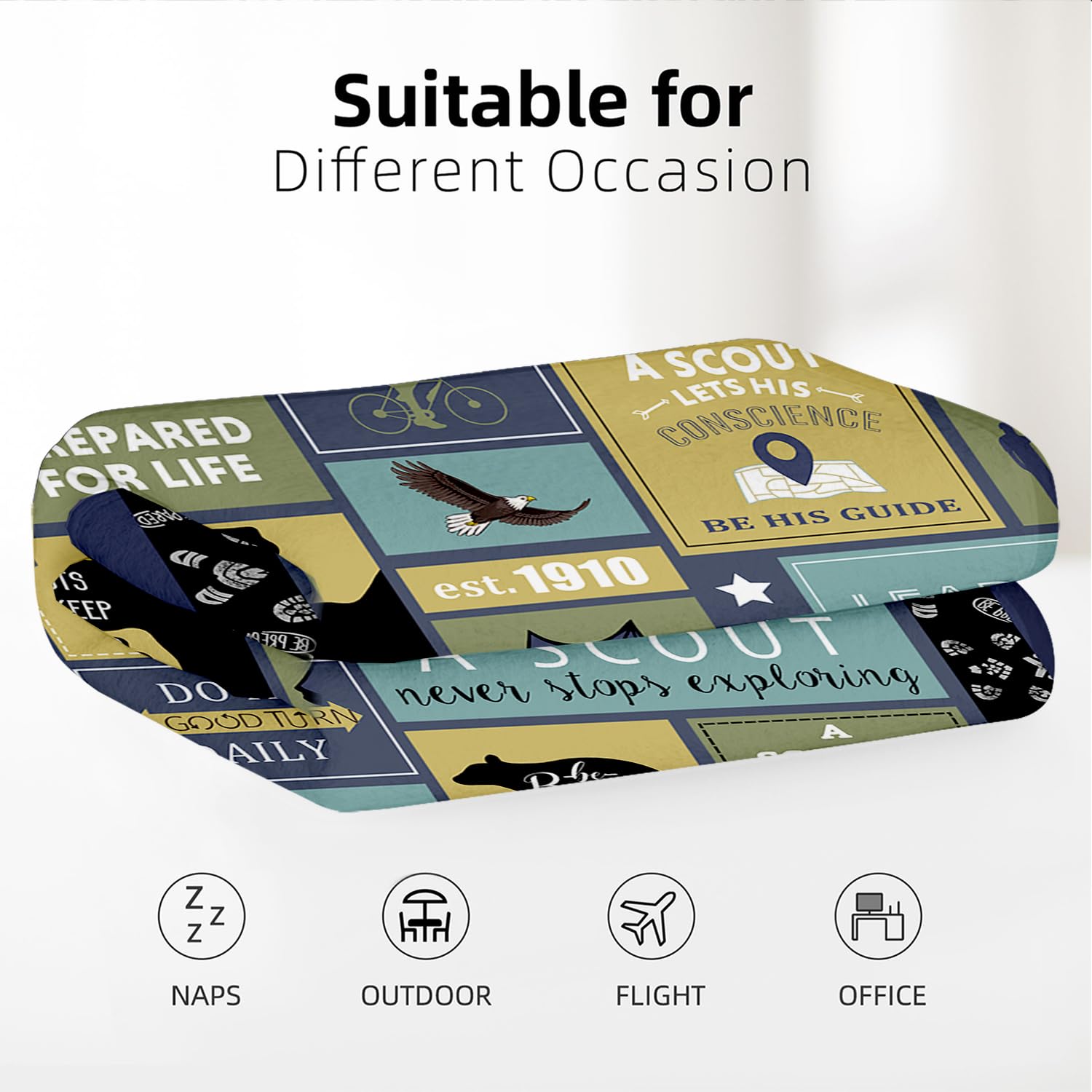 YunTu Scouts fleece blanket compass symbol highlights durable outdoor comfort.