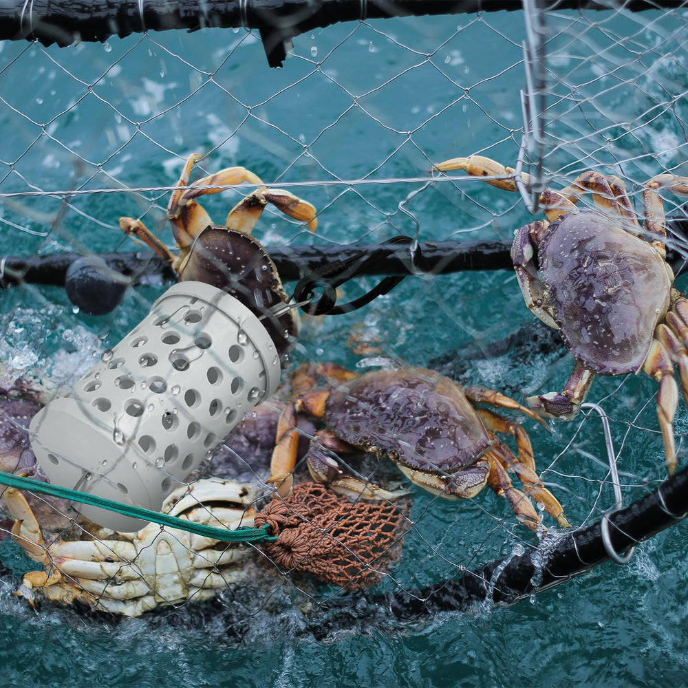 Yuqutum seal-proof bait cage four-pack included for multiple fishing setups.