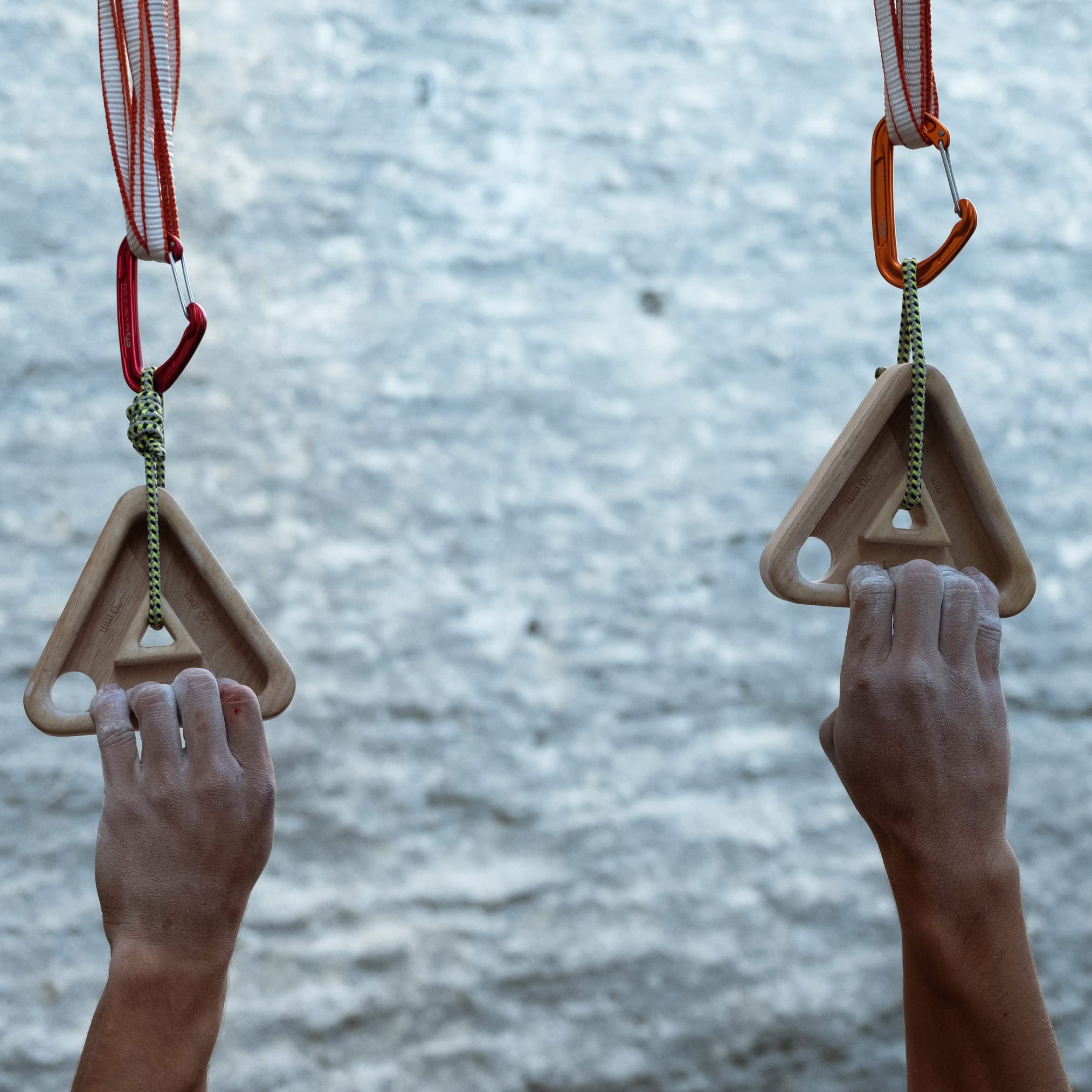 YY Vertical finger-strength training triangle strengthens grip for climbers.