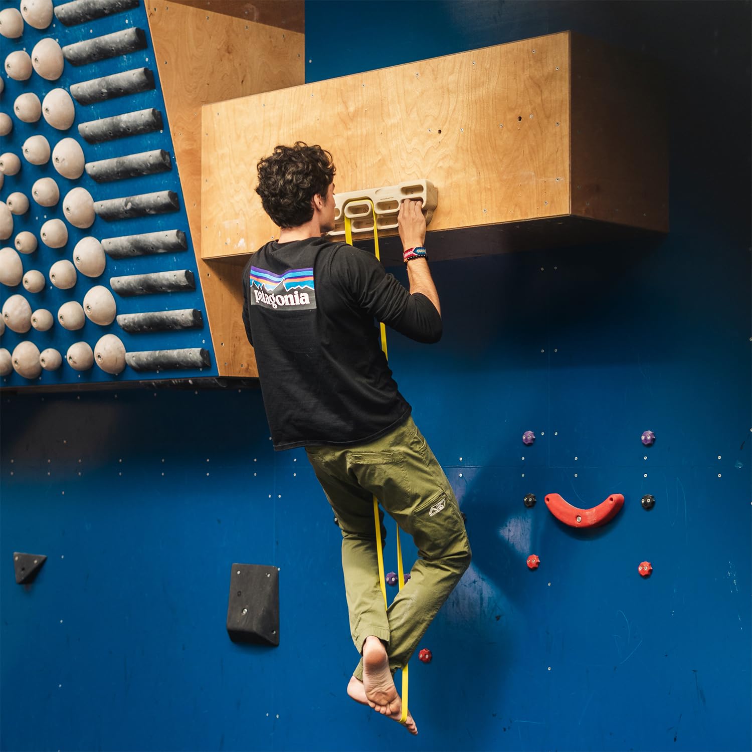 YY Vertical Verticalboard First poplar wood body offers solid grip and skin-friendly feel
