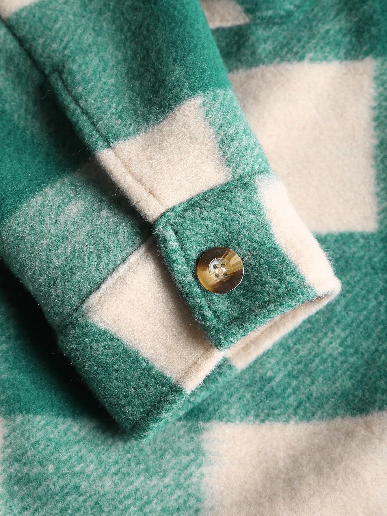 ZAFUL men flannel plaid shacket forest green fleece lining closeup reveals cozy warmth retention