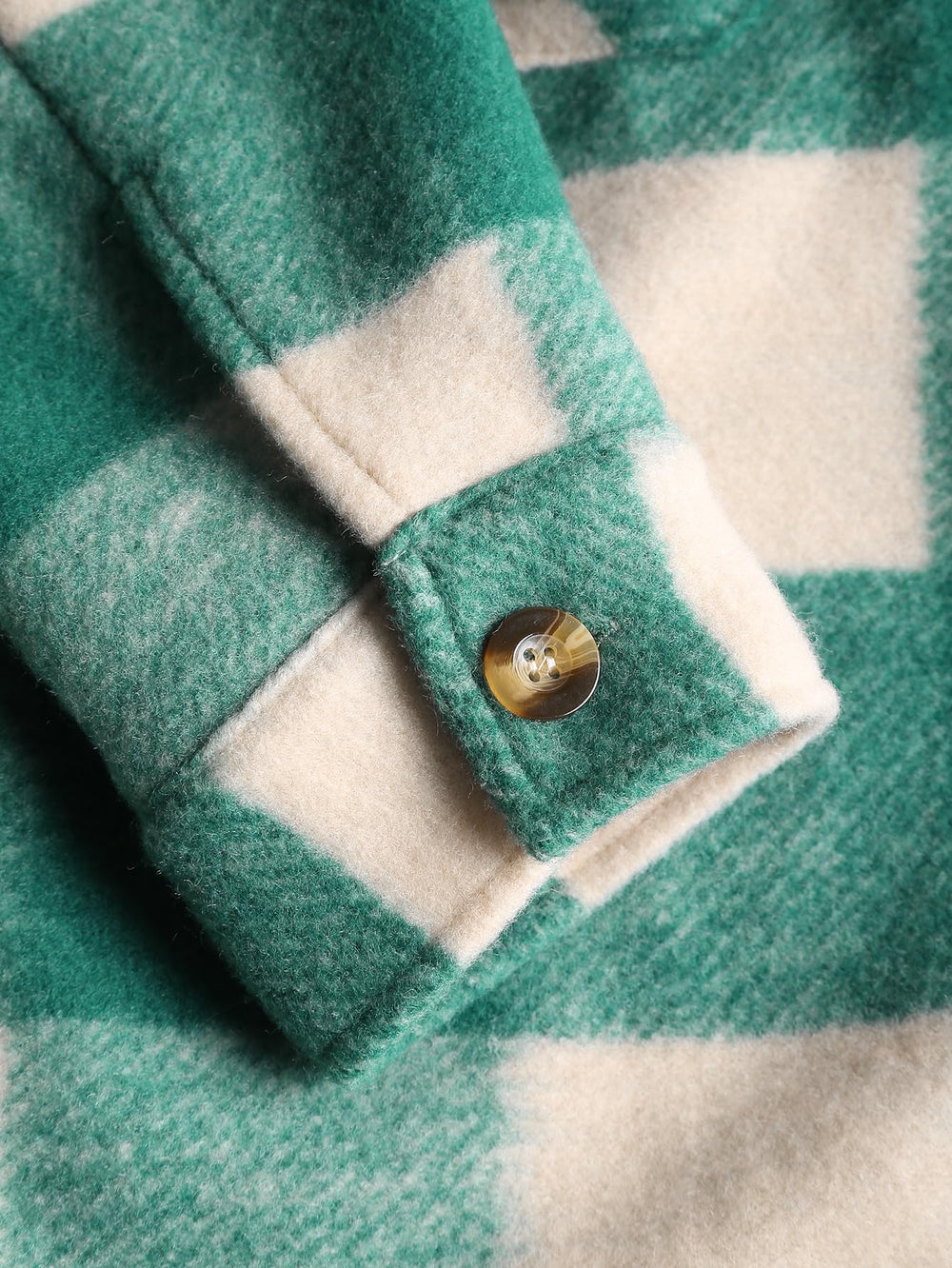 ZAFUL men flannel plaid shacket forest green fleece lining closeup reveals cozy warmth retention