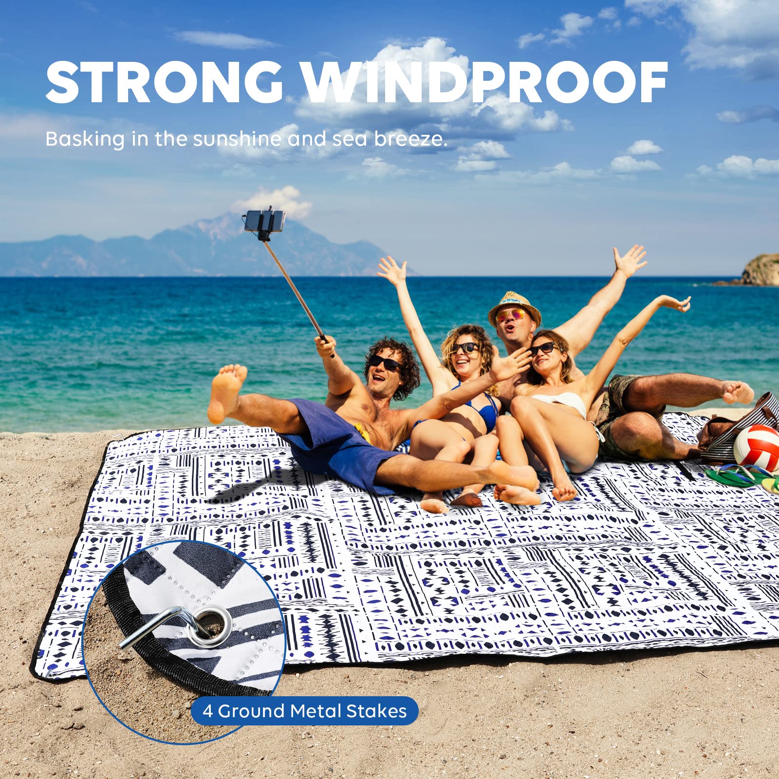 ZAZE picnic blanket 3-layer padding adds comfort on hot sand