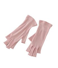 ZEEREE silk half-finger gloves pink on hand, comfortable and breathable