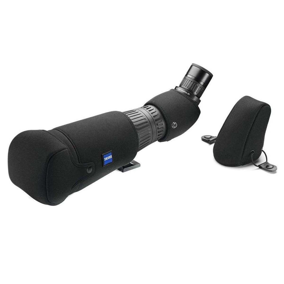 ZEISS Victory Harpia Ever-Ready case protects the spotting scope from rain and dust.