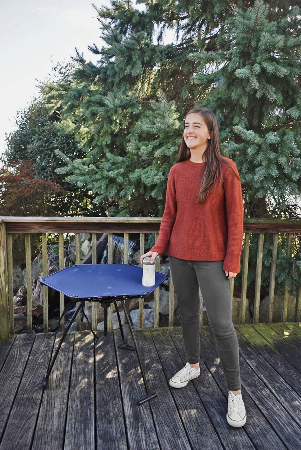 Zenithen ideal height for comfortable dining seated or standing.