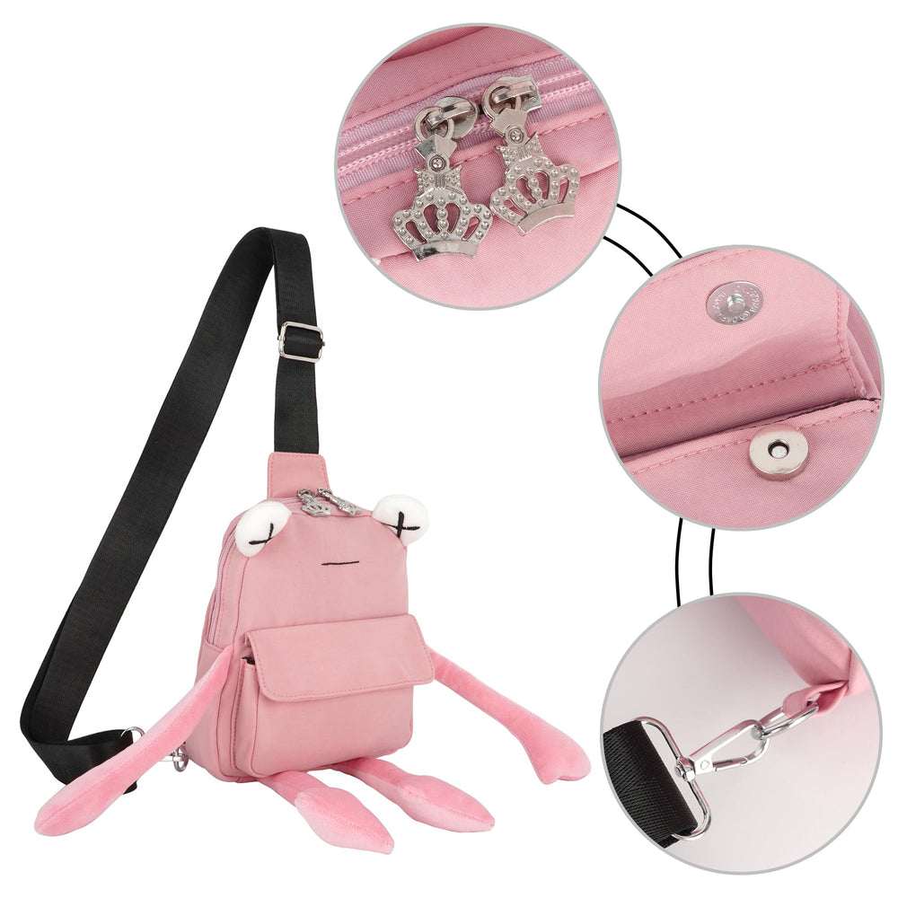 ZLM BAG US adjustable strap provides versatile wear on walks and travel.