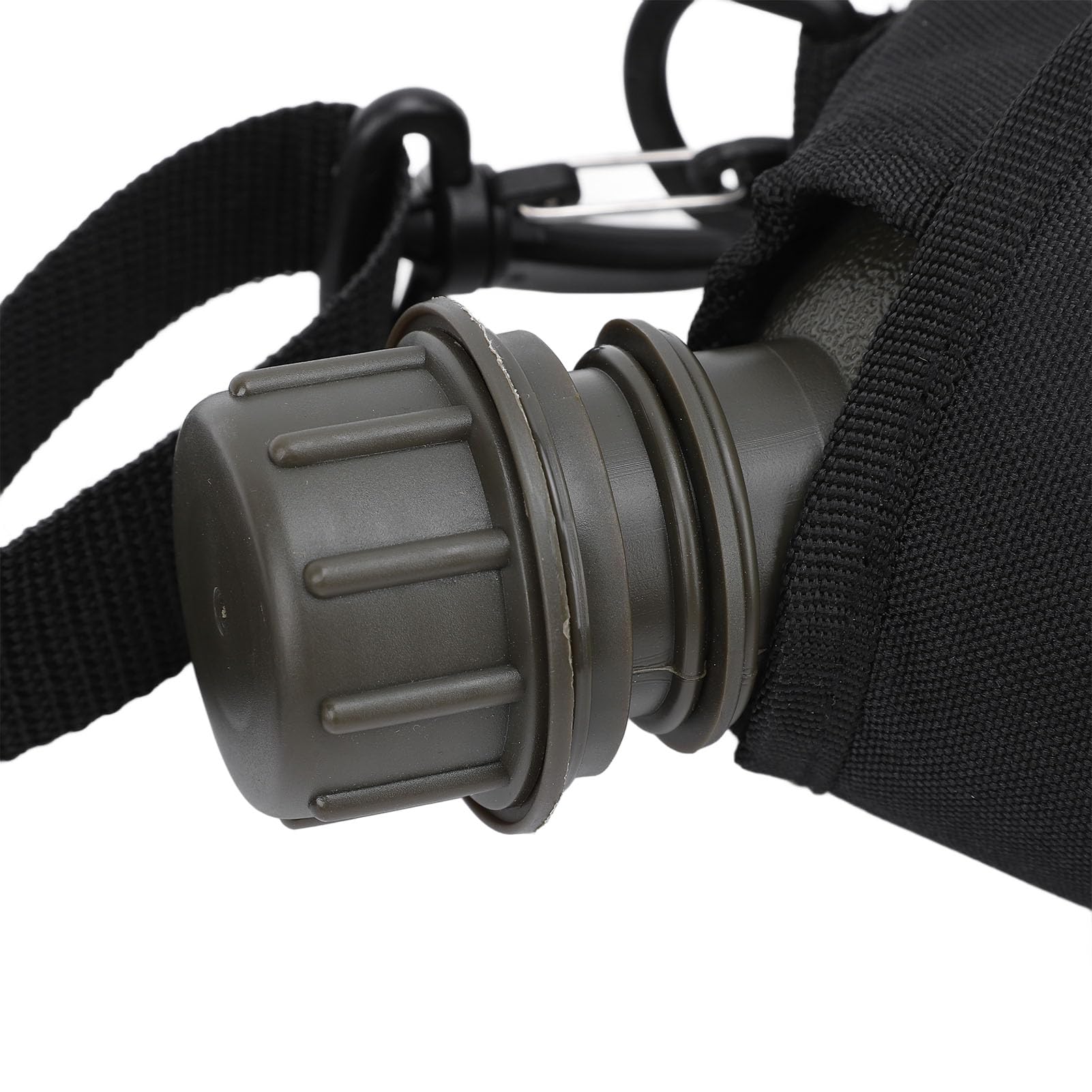 Adjustable strap buckle to fit different body types during adventures