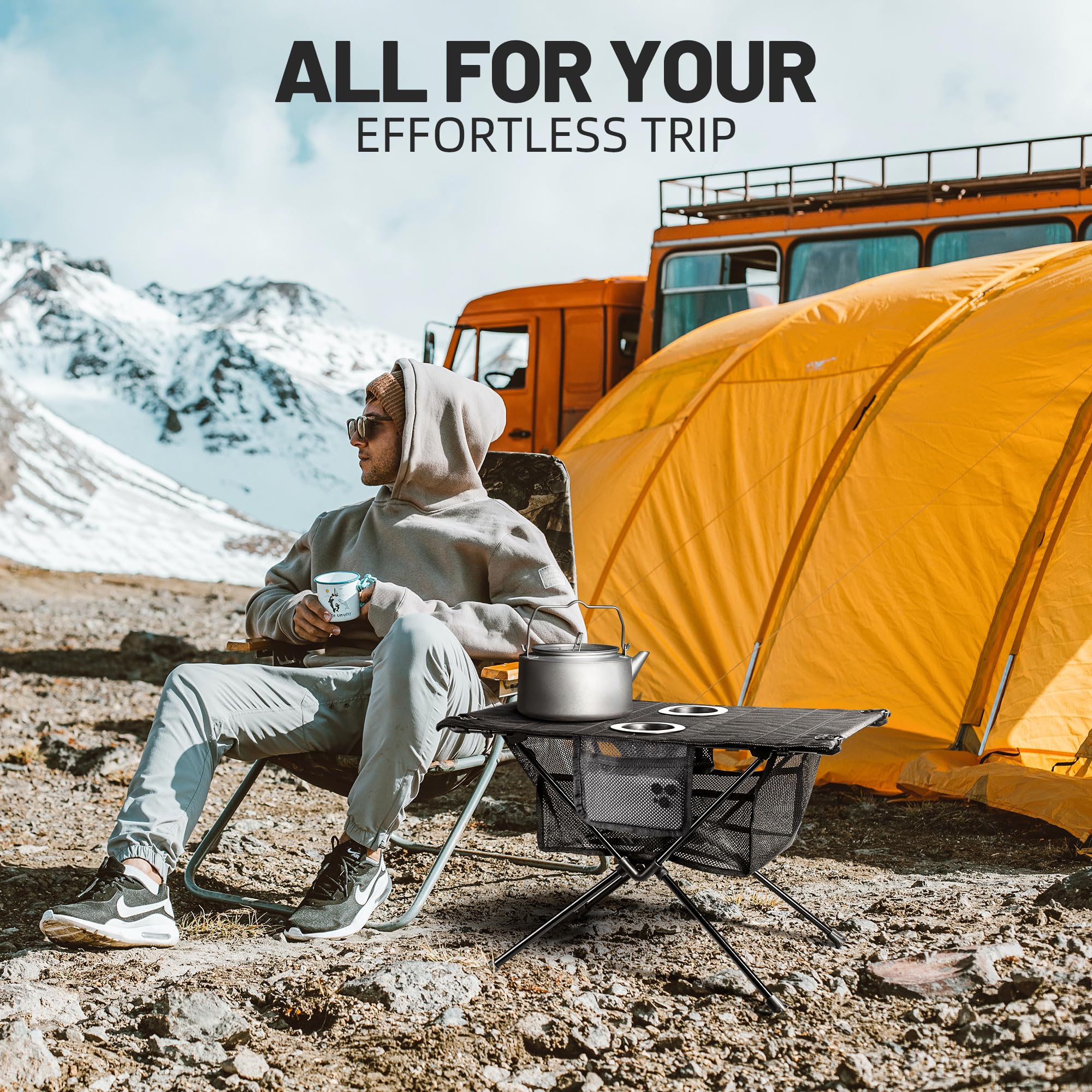 Zune Lotoo carrying bag keeps the table compact and travel-ready.